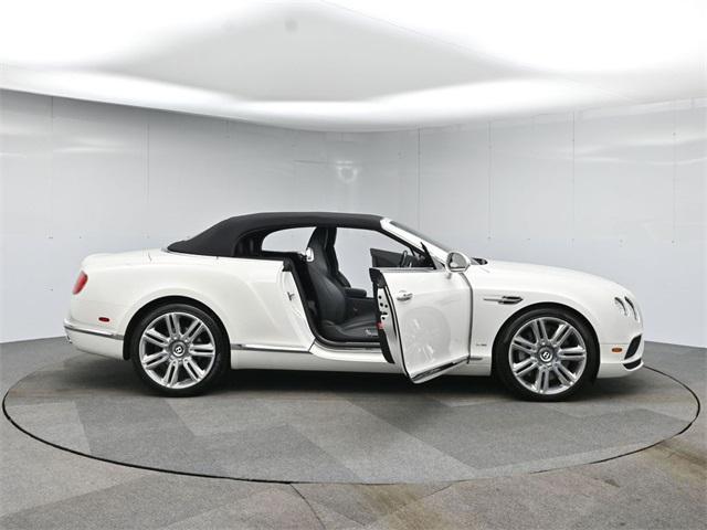 Photo of 2016 White Bentley Continental GT