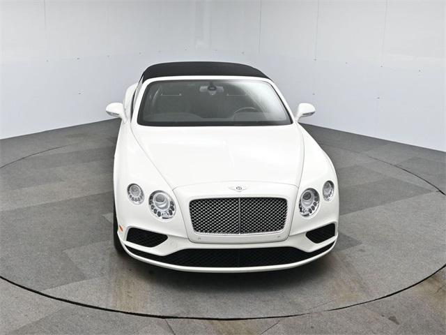Photo of 2016 White Bentley Continental GT