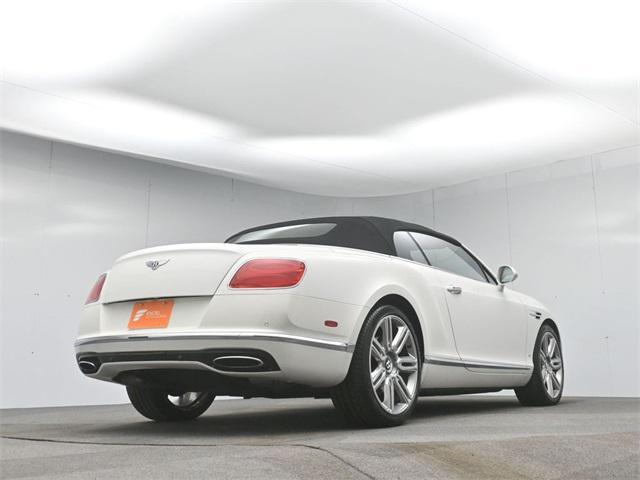 Photo of 2016 White Bentley Continental GT