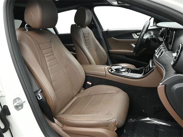 Photo of 2017 White Mercedes-Benz E-Class