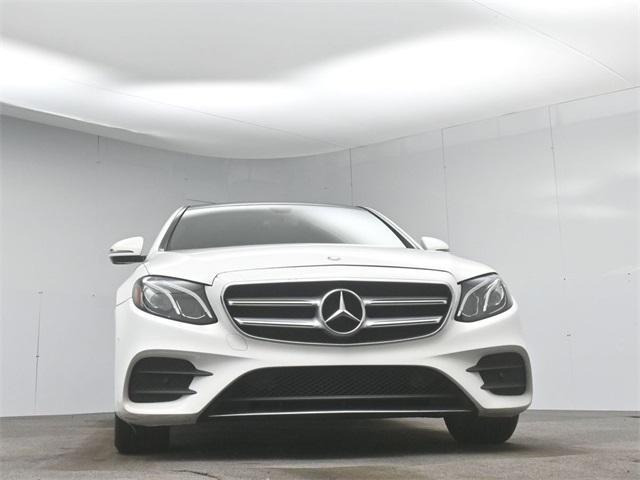 Photo of 2017 White Mercedes-Benz E-Class