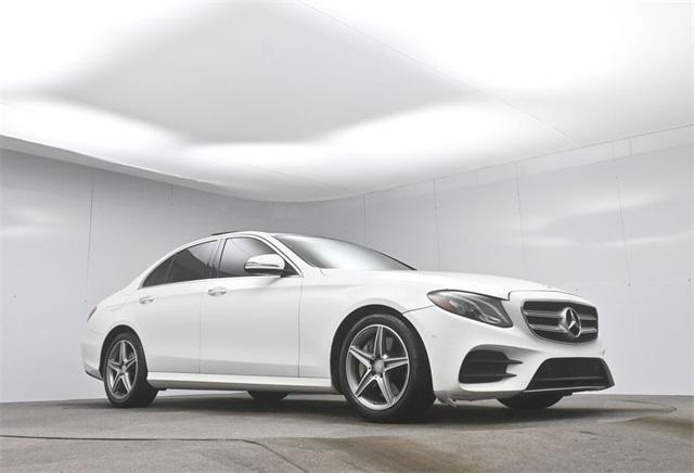 Photo of 2017 White Mercedes-Benz E-Class