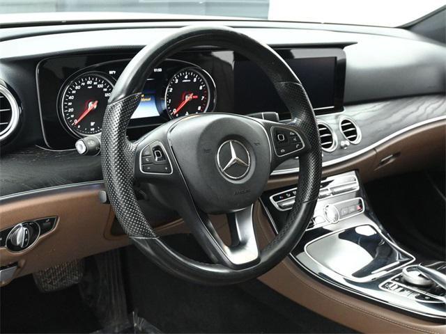 Photo of 2017 White Mercedes-Benz E-Class
