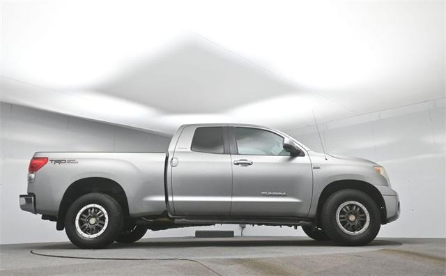 Photo of 2007 Silver Toyota Tundra