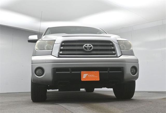 Photo of 2007 Silver Toyota Tundra