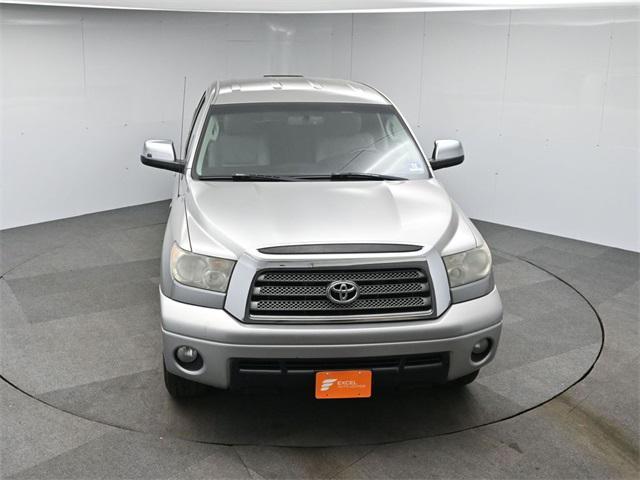 Photo of 2007 Silver Toyota Tundra