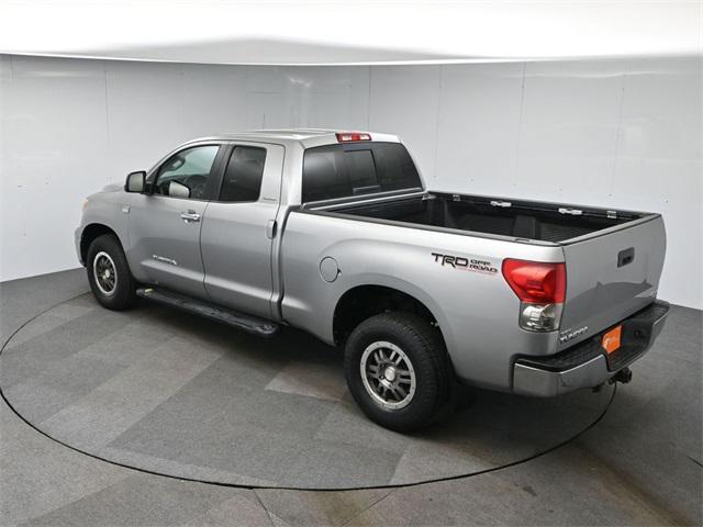 Photo of 2007 Silver Toyota Tundra