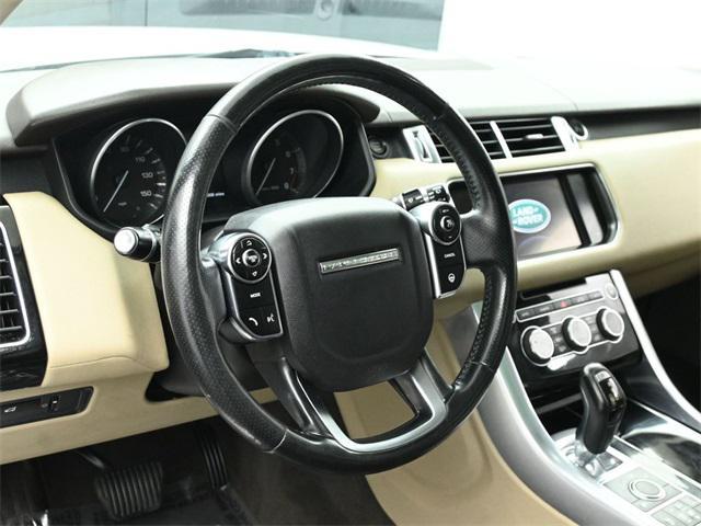 Photo of 2014 Fuji White Land Rover Range Rover Sport