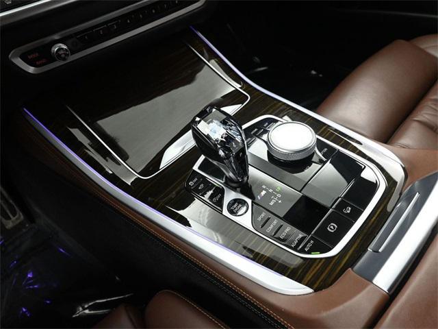Photo of 2020 Black Sapphire Metallic BMW X5