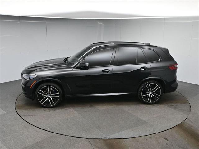 Photo of 2020 Black Sapphire Metallic BMW X5