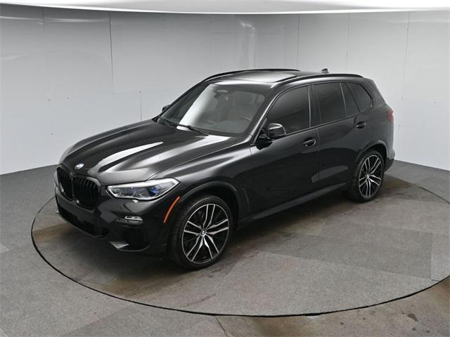Photo of 2020 Black Sapphire Metallic BMW X5