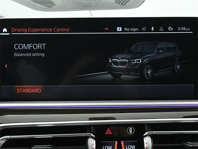 Photo of 2020 Black Sapphire Metallic BMW X5