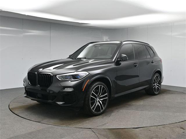 Photo of 2020 Black Sapphire Metallic BMW X5