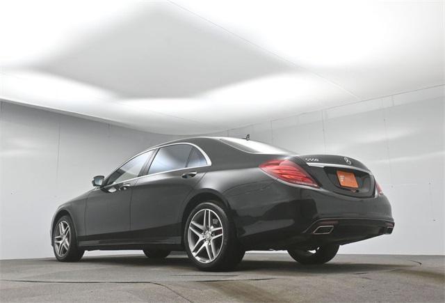 Photo of 2016 Black Mercedes-Benz S-Class