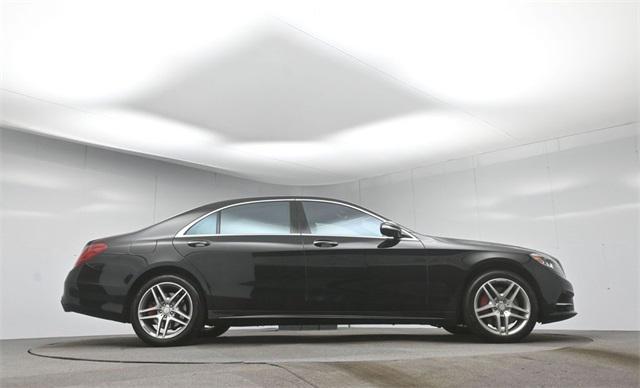Photo of 2016 Black Mercedes-Benz S-Class