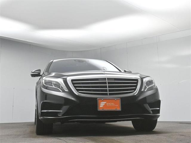 Photo of 2016 Black Mercedes-Benz S-Class