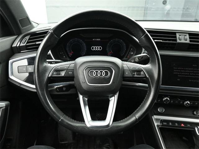 Photo of 2020 Glacier White Audi Q3