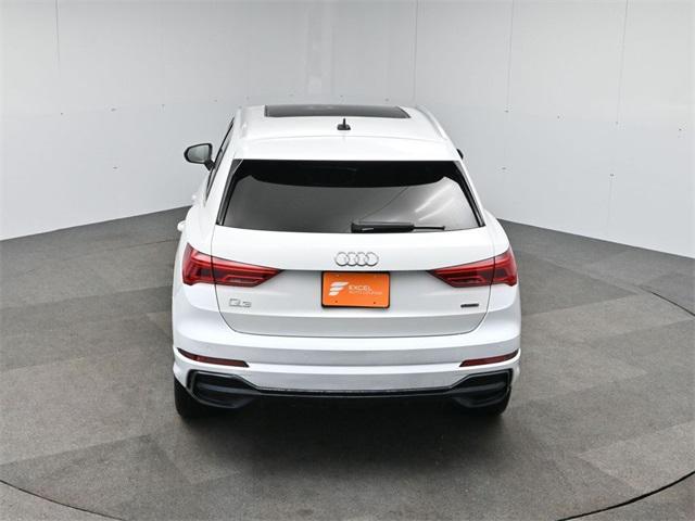 Photo of 2020 Glacier White Audi Q3