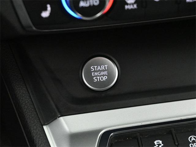 Photo of 2020 Glacier White Audi Q3