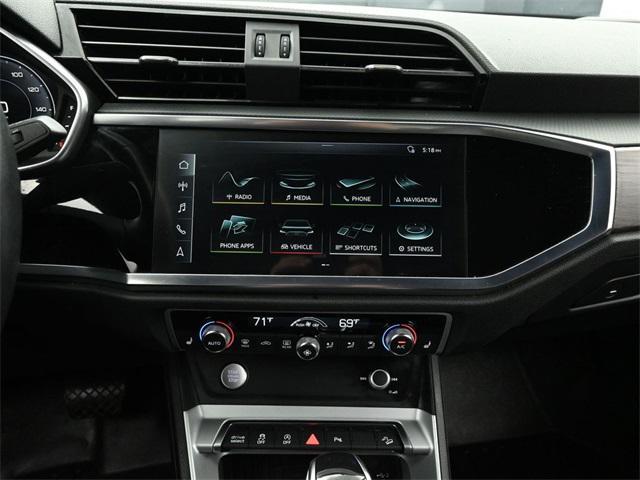 Photo of 2020 Glacier White Audi Q3