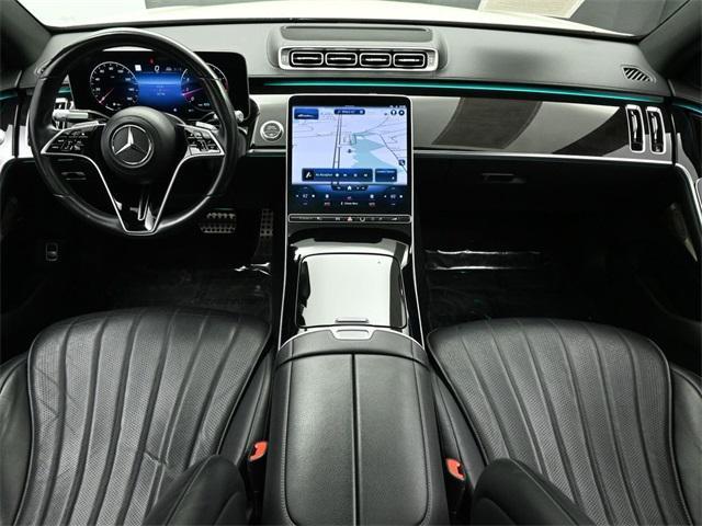 Photo of 2022 White Mercedes-Benz S-Class