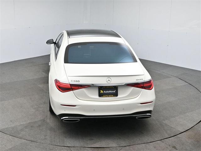 Photo of 2022 White Mercedes-Benz S-Class