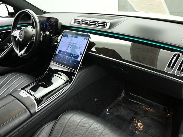 Photo of 2022 White Mercedes-Benz S-Class