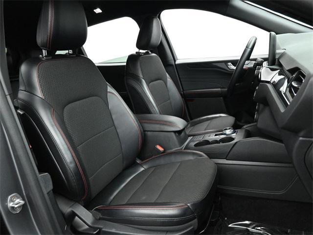 Photo of 2024 Carbonized Gray Metallic Ford Escape