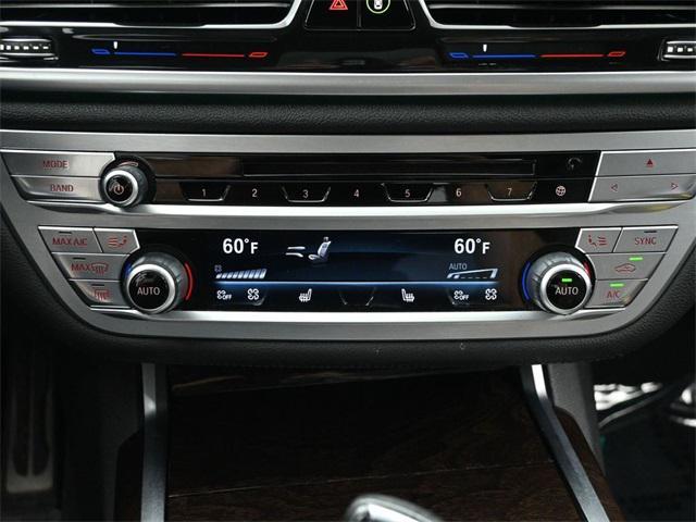 Photo of 2018 Alpine White BMW 750
