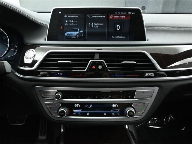 Photo of 2018 Alpine White BMW 750