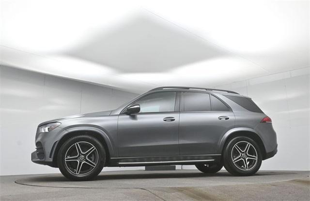 Photo of 2023 Selenite Grey Metallic Mercedes-Benz GLE 450