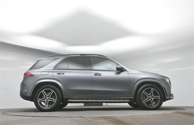 Photo of 2023 Selenite Grey Metallic Mercedes-Benz GLE 450