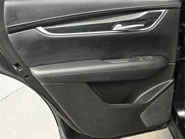 Photo of 2021 Stellar Black Metallic Cadillac XT5