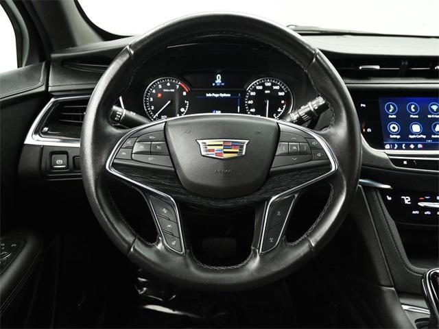 Photo of 2021 Stellar Black Metallic Cadillac XT5