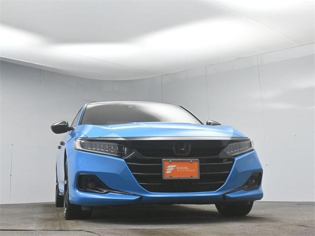 Photo of 2021 Still Night Pearl Honda Accord