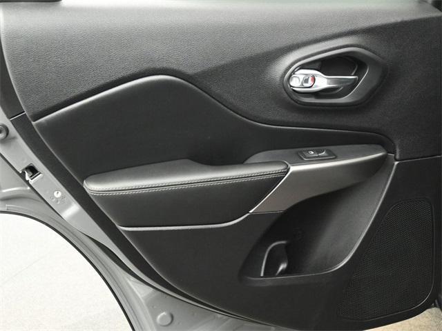 Photo of 2021 Sting-Gray Clearcoat Jeep Cherokee