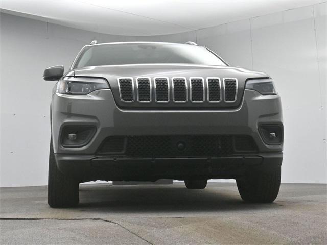 Photo of 2021 Sting-Gray Clearcoat Jeep Cherokee