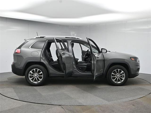 Photo of 2021 Sting-Gray Clearcoat Jeep Cherokee