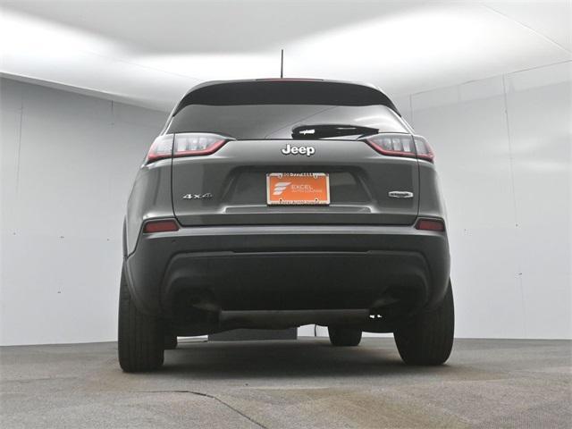 Photo of 2021 Sting-Gray Clearcoat Jeep Cherokee