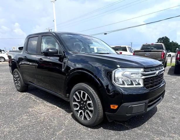 Photo of 2023 Black Ford Maverick