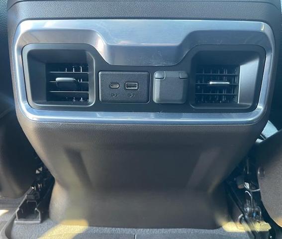 Photo of 2022 White GMC Sierra 2500