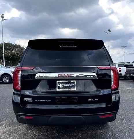 Photo of 2022 Black GMC Yukon XL