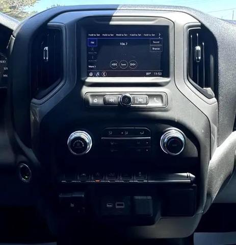 Photo of 2023 white GMC Sierra 1500