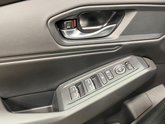 Photo of 2025 Platinum White Pearl Honda Accord