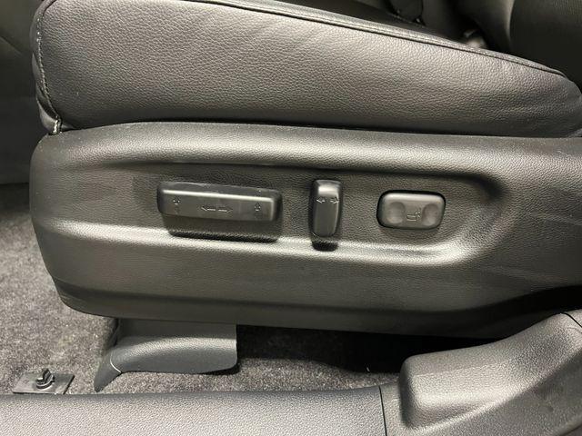 Photo of 2025 Platinum White Pearl Honda Ridgeline
