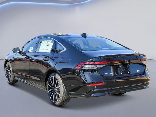 Photo of 2025 Crystal Black Pearl Honda Accord Hybrid