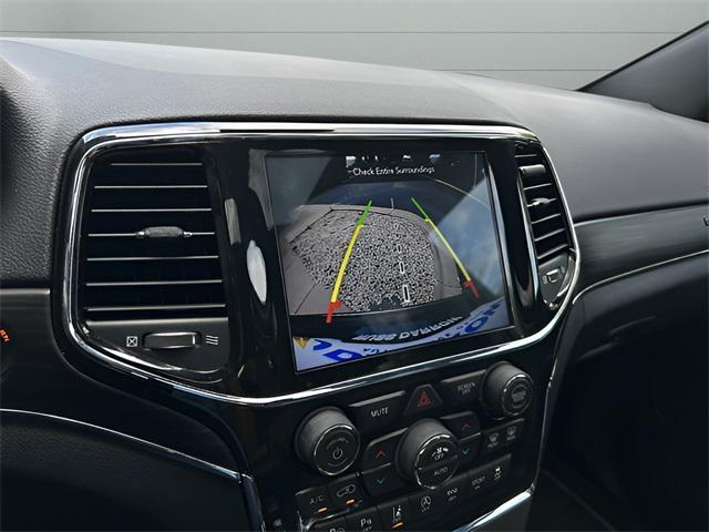 Photo of 2021 Pacific Blue Clearcoat Jeep Grand Cherokee