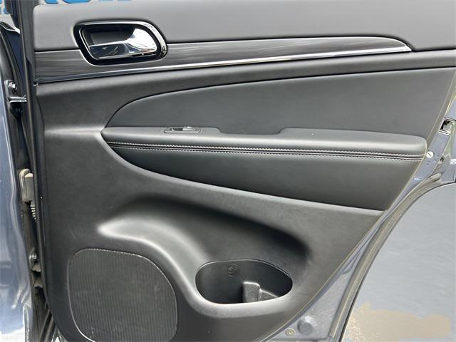 Photo of 2021 Pacific Blue Clearcoat Jeep Grand Cherokee