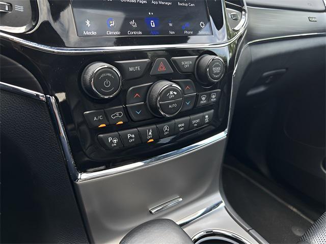 Photo of 2021 Pacific Blue Clearcoat Jeep Grand Cherokee
