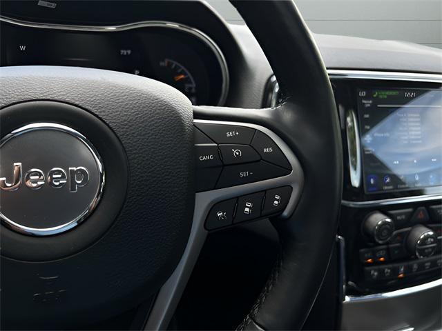 Photo of 2021 Pacific Blue Clearcoat Jeep Grand Cherokee